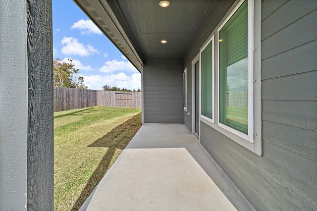 8507 Lake Groove Lane, Baytown, TX 77523