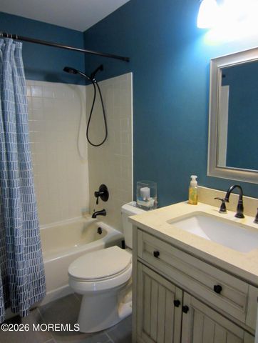 28 Branson Drive, Lincroft, NJ 07738
