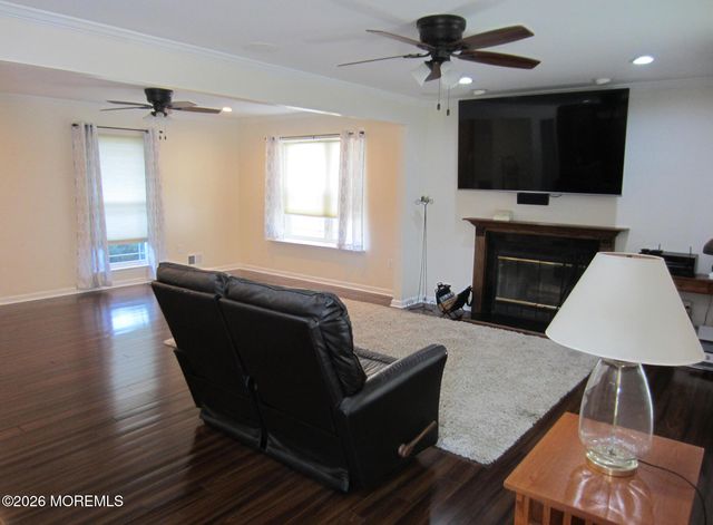 28 Branson Drive, Lincroft, NJ 07738