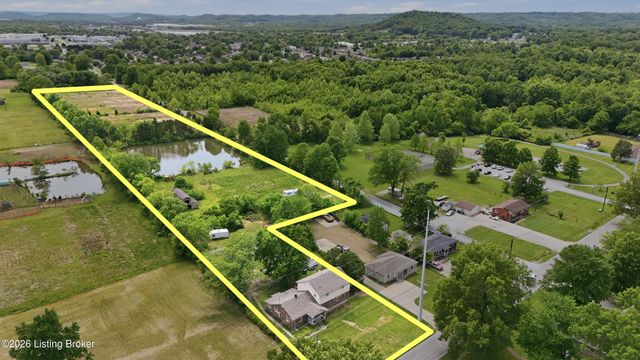 4306 Mud Ln, Louisville, KY 40229