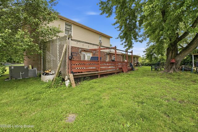 4306 Mud Ln, Louisville, KY 40229