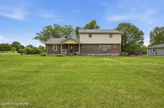 4306 Mud Ln, Louisville, KY 40229