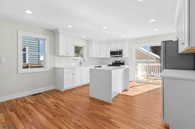 909 GARDEN STREET, Union Twp., NJ 07083