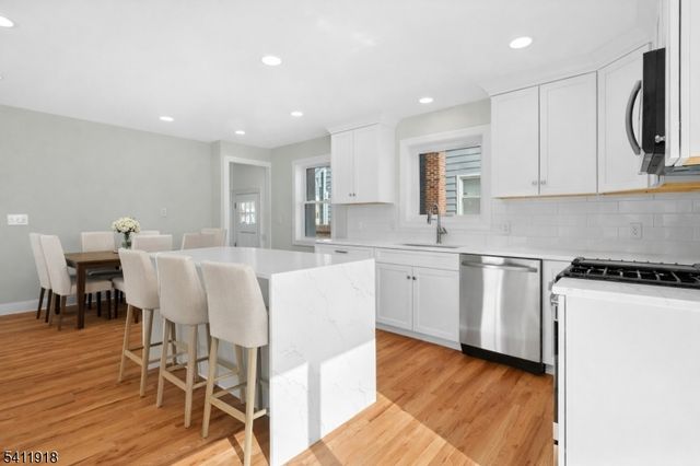 909 GARDEN STREET, Union Twp., NJ 07083