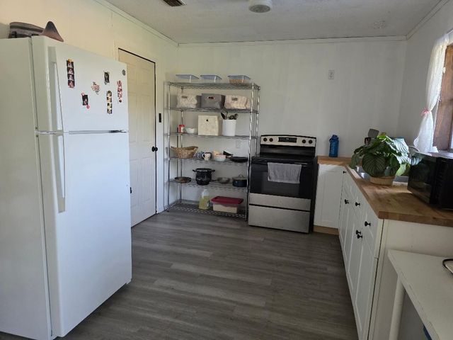 602 Hewitt Street, Groesbeck, TX 76642