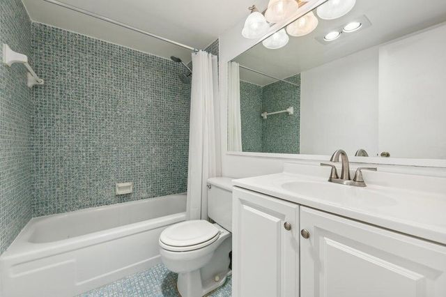 98 Ventnor E 98, Deerfield Beach, FL 33442