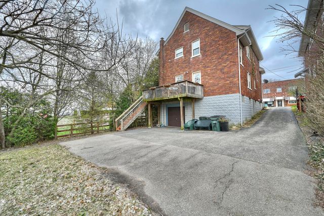 831 N Ft Thomas Avenue, Fort Thomas, KY 41075