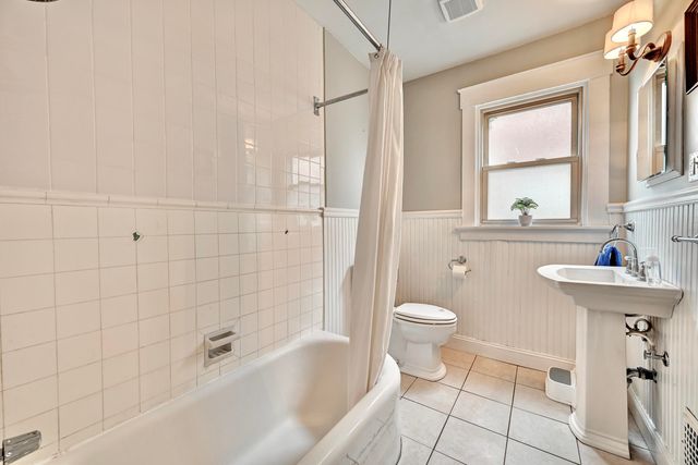 831 N Ft Thomas Avenue, Fort Thomas, KY 41075