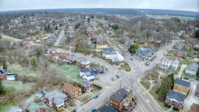 831 N Ft Thomas Avenue, Fort Thomas, KY 41075