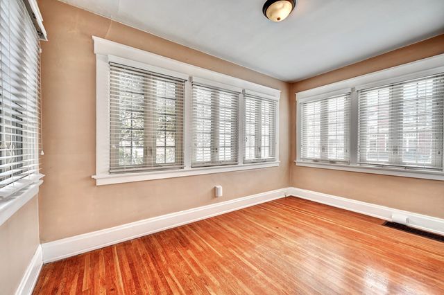 831 N Ft Thomas Avenue, Fort Thomas, KY 41075