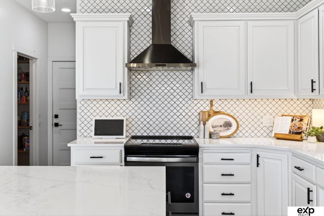 17209 Jessica Lane, Gretna, NE 68028