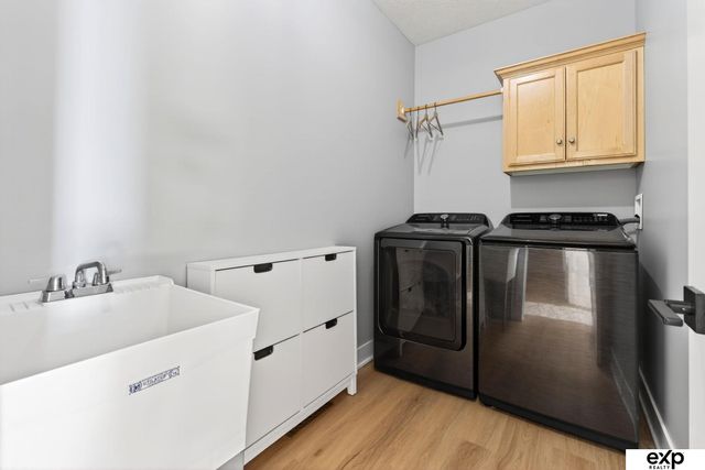 17209 Jessica Lane, Gretna, NE 68028