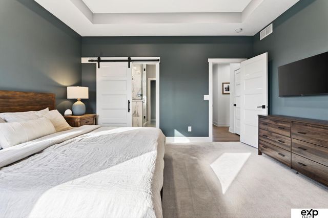 17209 Jessica Lane, Gretna, NE 68028