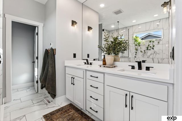 17209 Jessica Lane, Gretna, NE 68028