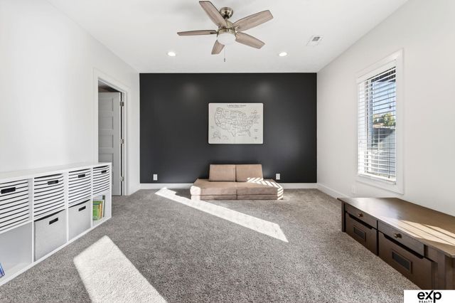 17209 Jessica Lane, Gretna, NE 68028