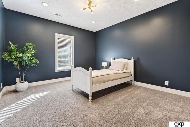 17209 Jessica Lane, Gretna, NE 68028