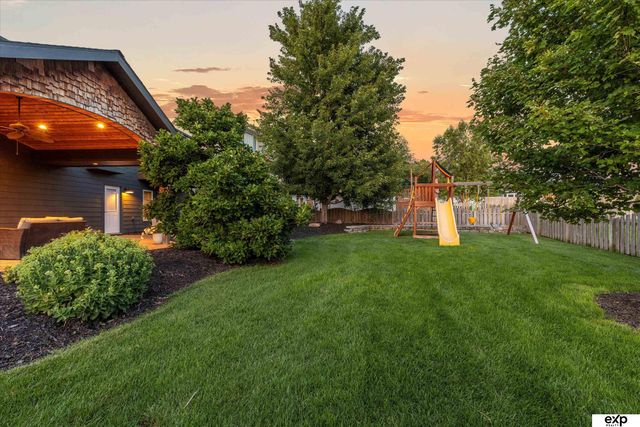 17209 Jessica Lane, Gretna, NE 68028