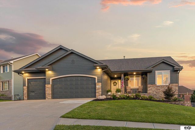 17209 Jessica Lane, Gretna, NE 68028