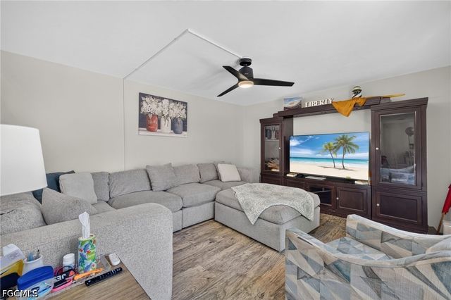 1448 Park Shore CIR 2, Fort Myers, FL 33901