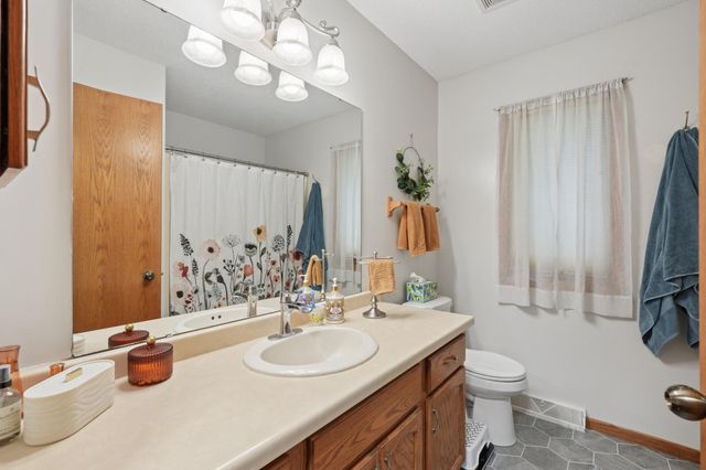 730 Apollo Road, River Falls, WI 54022