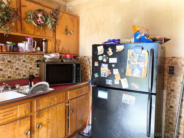 752 E 35th Street North N, Tulsa, OK 74106