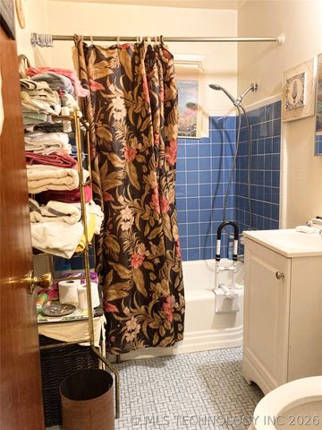 752 E 35th Street North N, Tulsa, OK 74106