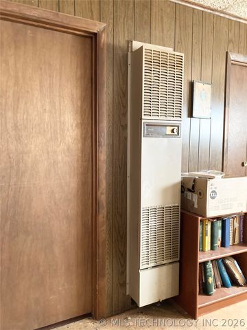 752 E 35th Street North N, Tulsa, OK 74106