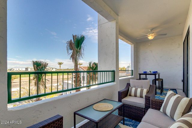 2511 W QUEEN CREEK Road 302, Chandler, AZ 85248