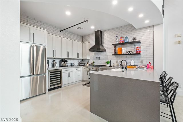 11441 Allerton Park Drive 206, Las Vegas, NV 89135