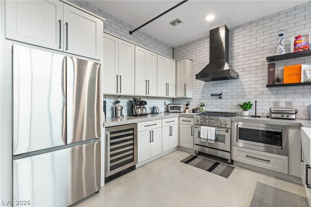 11441 Allerton Park Drive 206, Las Vegas, NV 89135
