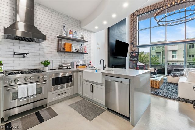 11441 Allerton Park Drive 206, Las Vegas, NV 89135
