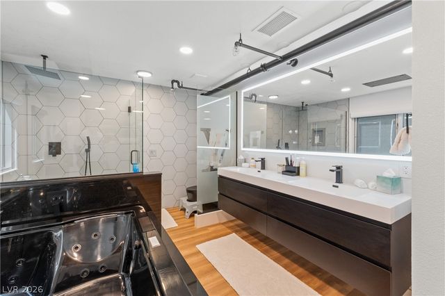 11441 Allerton Park Drive 206, Las Vegas, NV 89135