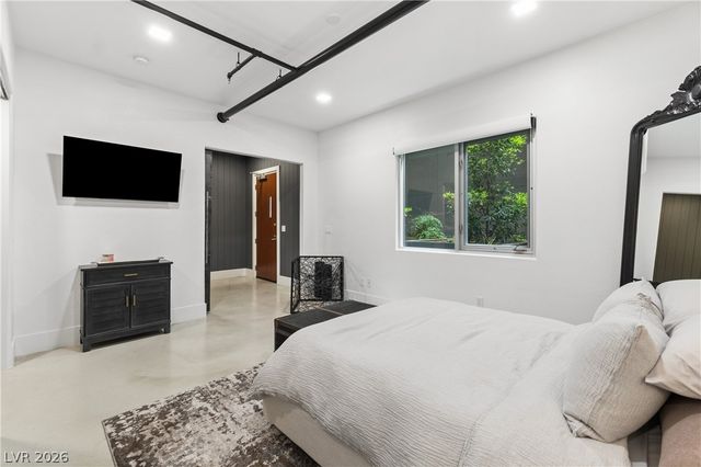 11441 Allerton Park Drive 206, Las Vegas, NV 89135