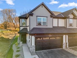 10524 Harbor Lane N, Maple Grove, MN 55369
