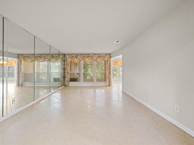 2719 E Pebble Beach Drive, Missouri City, TX 77459