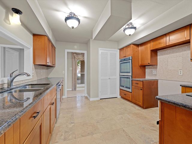 2719 E Pebble Beach Drive, Missouri City, TX 77459