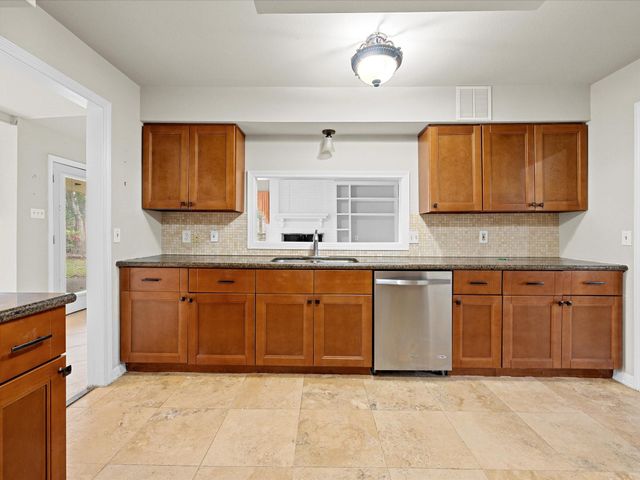 2719 E Pebble Beach Drive, Missouri City, TX 77459