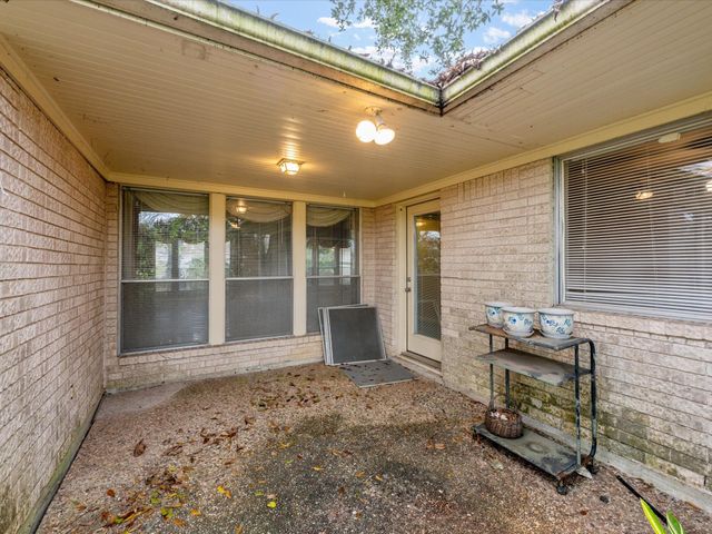 2719 E Pebble Beach Drive, Missouri City, TX 77459