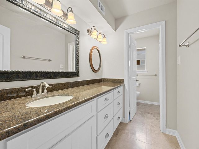 2719 E Pebble Beach Drive, Missouri City, TX 77459