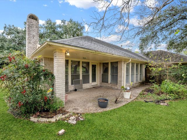 2719 E Pebble Beach Drive, Missouri City, TX 77459