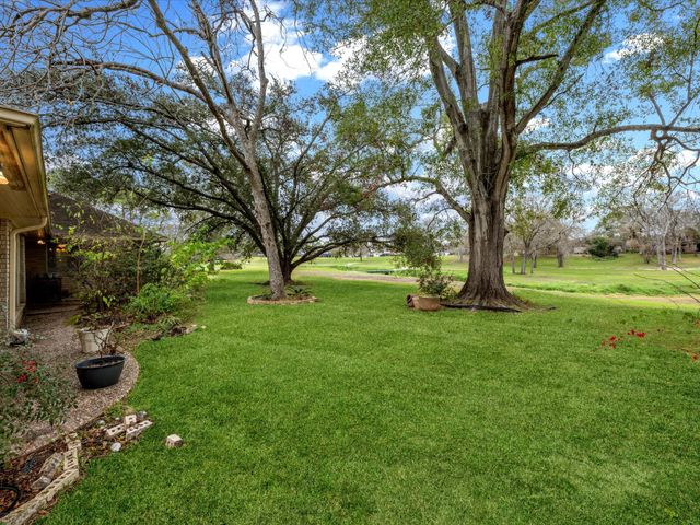 2719 E Pebble Beach Drive, Missouri City, TX 77459