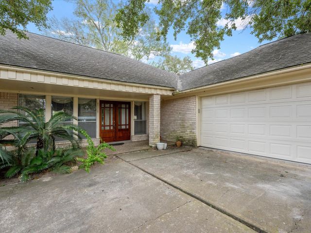 2719 E Pebble Beach Drive, Missouri City, TX 77459