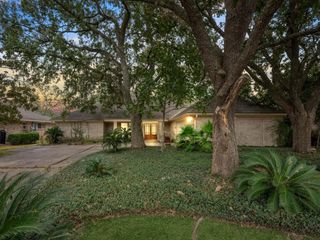 2719 E Pebble Beach Drive, Missouri City, TX 77459