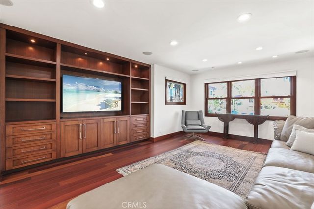 2907 Cliff Drive, Newport Beach, CA 92663