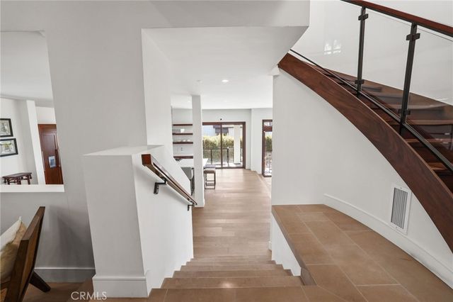 2907 Cliff Drive, Newport Beach, CA 92663