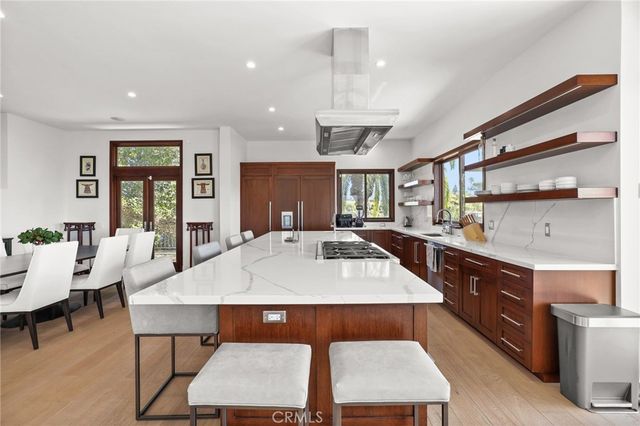 2907 Cliff Drive, Newport Beach, CA 92663
