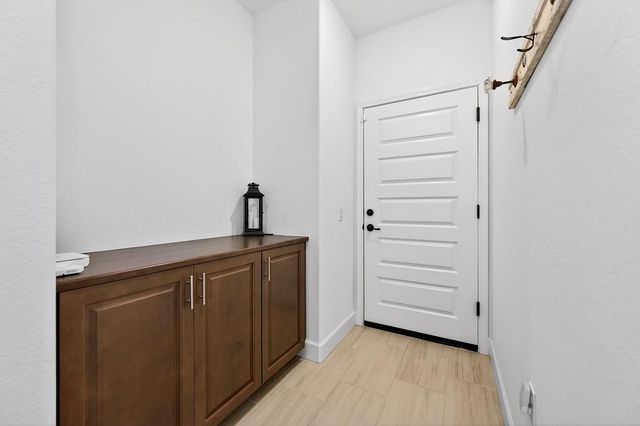 5321 Bluebell Ln, Roseville, CA 95747