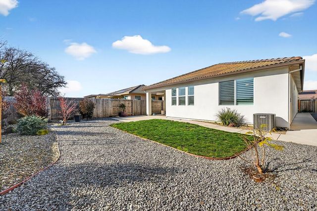 5321 Bluebell Ln, Roseville, CA 95747