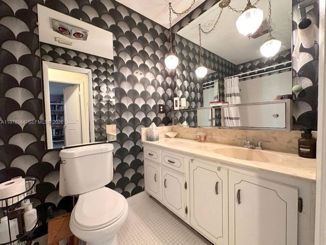 285 N High Point Boulevard A, Boynton Beach, FL 33435
