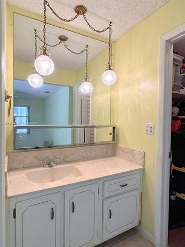 285 N High Point Boulevard A, Boynton Beach, FL 33435